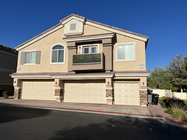 Primary Photo - 1081 Pleasure Ln