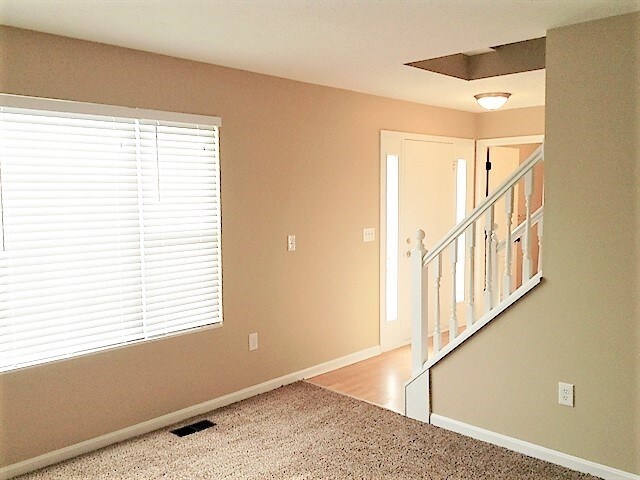 Building Photo - 2135 Canyon Ct