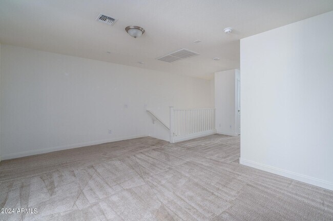 Building Photo - 1627 N 208th Ave