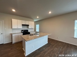 Building Photo - 465 Middle Grn Lp