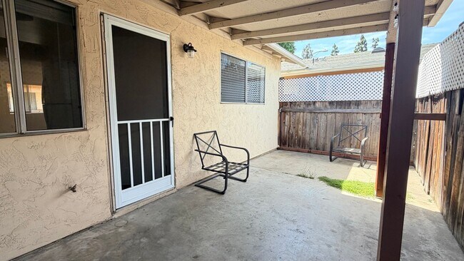 Building Photo - 1 bedroom 1 bath apartment in El Cajon