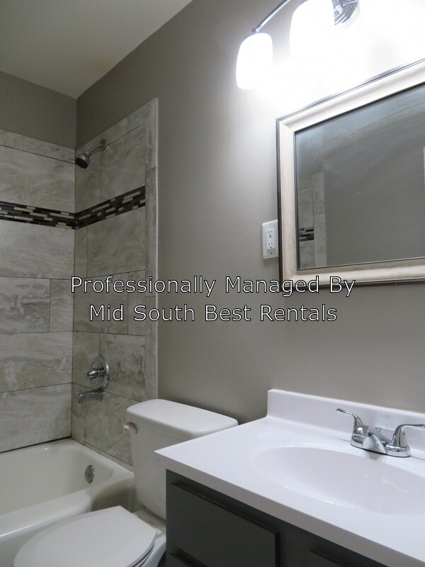 Building Photo - 4507 Quince Rd