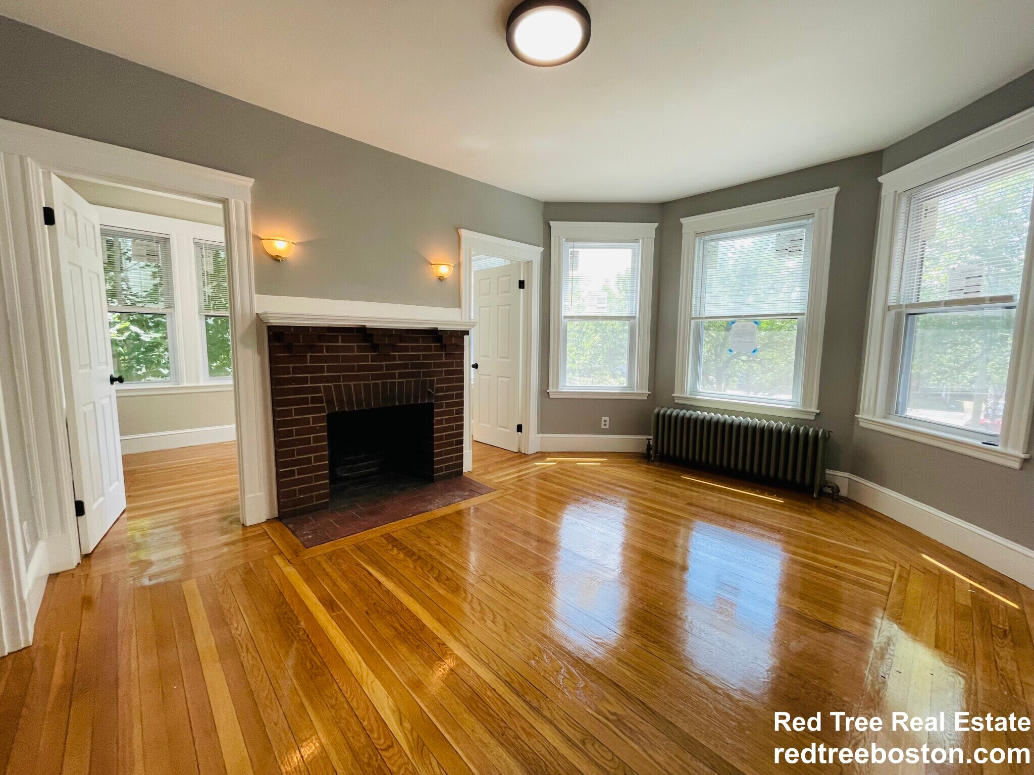 Building Photo - 187 Fellsway W