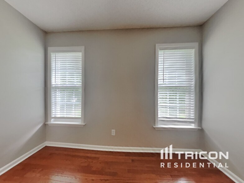 Building Photo - 1512 Ballard Ct