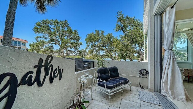 Building Photo - 1355 S Portofino Dr