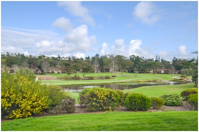 Building Photo - GORGEOUS VIEW CONDO ON THE GOLF COURSE!!!