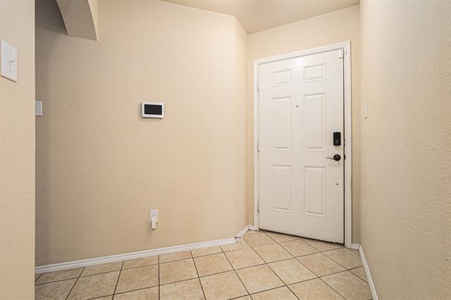 Building Photo - 2415 Fall Ct