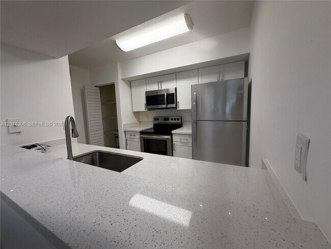 Building Photo - 18226 Mediterranean Blvd