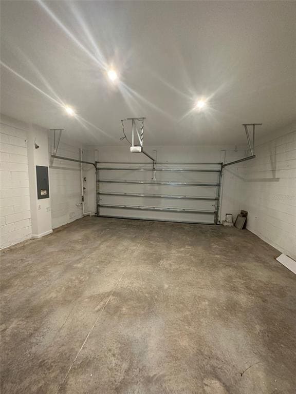 Building Photo - 11551 Sunsail Ave