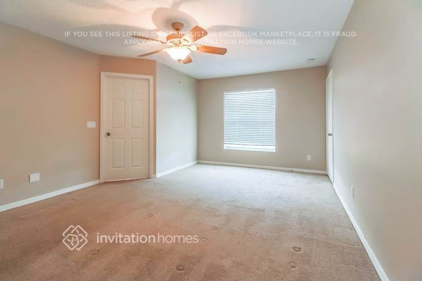 Building Photo - 3544 SW Hale St