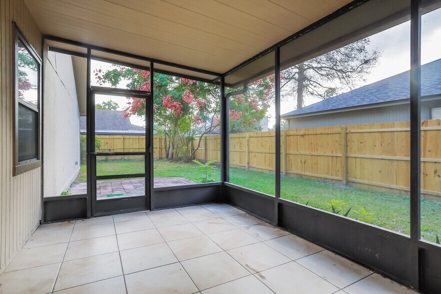 Building Photo - 4142 Cransley Pl