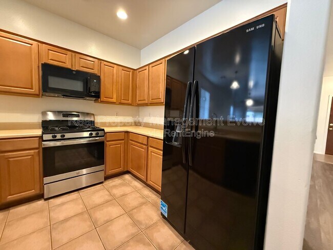 Building Photo - 7337 W St Catherine Ave