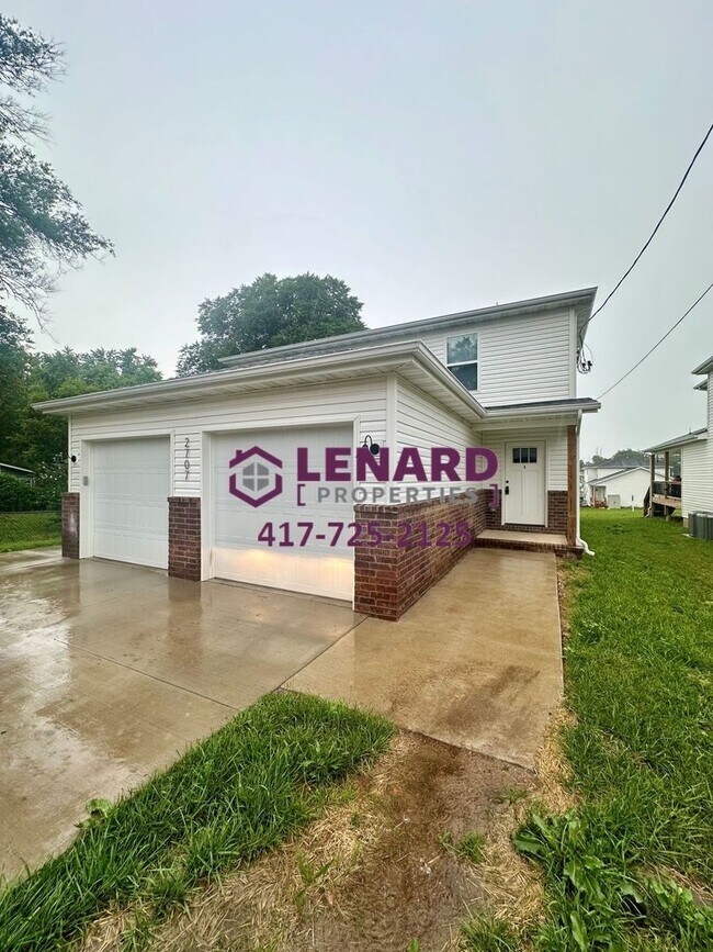 Primary Photo - 2707 W Olive St