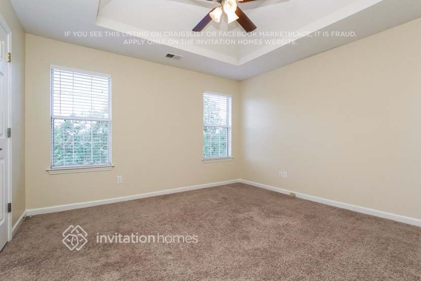 Building Photo - 733 Trigg Lake Ct