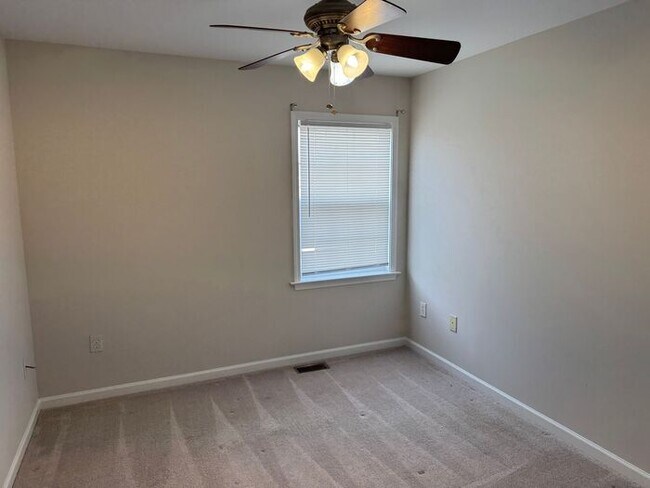 Building Photo - Nice Townhouse! near downtown Landis, NC!