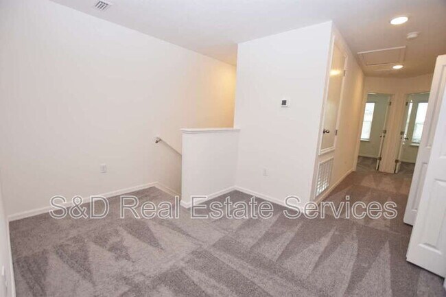 Building Photo - 4130 Collegiate Blvd