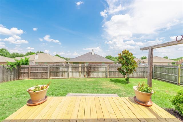 Building Photo - 202 Whitestone Way