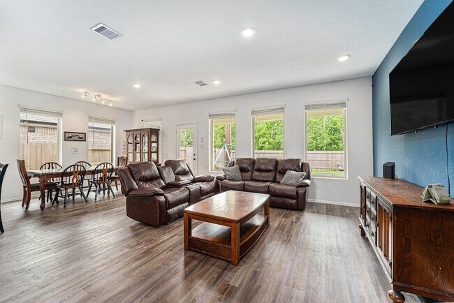 Building Photo - 4319 Liberty Ranch Wy