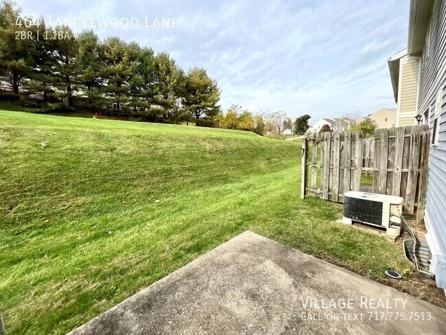 Building Photo - 464 Tanglewood Ln