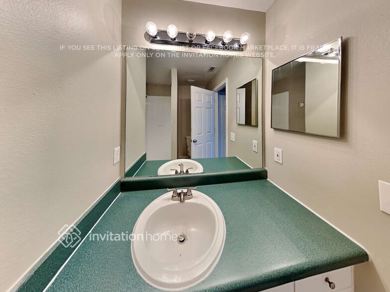 Building Photo - 4328 Longshore Dr