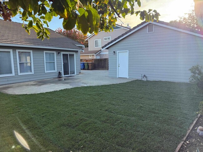 Building Photo - 4675 Christenson St