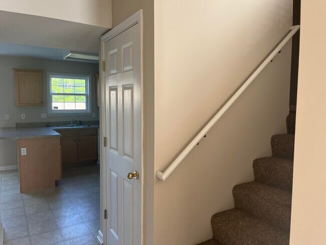 Building Photo - 2409 Lubbock Ct