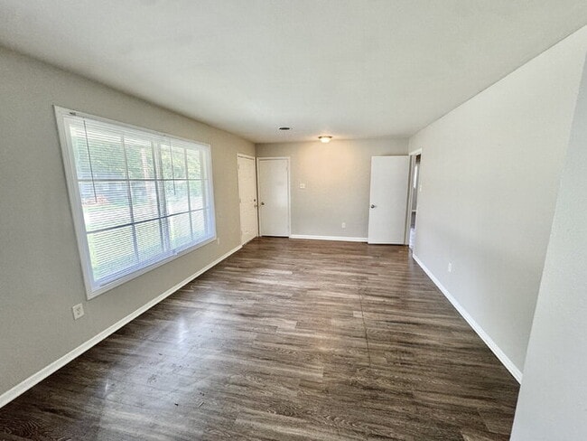 Building Photo - 3224 Aden St