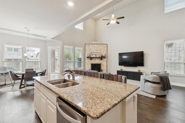 Building Photo - 1209 Horsemint Dr