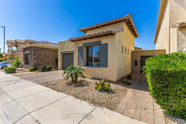 Building Photo - 2430 N 142nd Dr