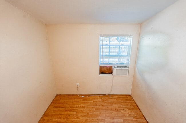 Building Photo - 17470 Haynes Ave