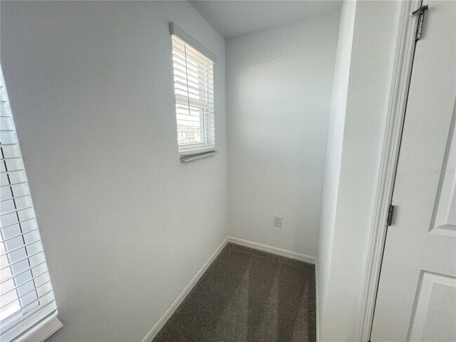 Building Photo - 3099 Skyline Lp