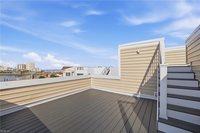 Building Photo - 508 Virginia Dare Dr