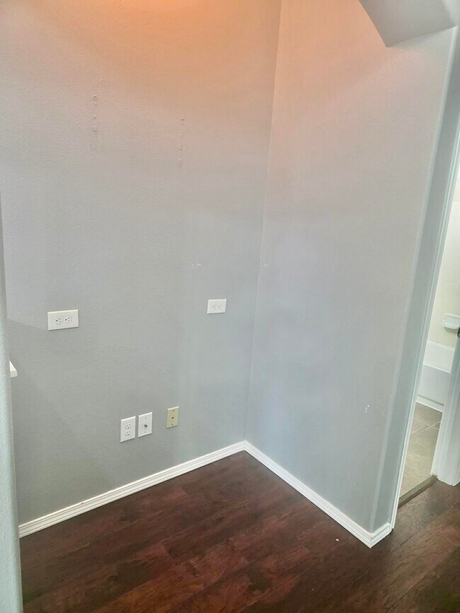 Building Photo - 20419 Canton Trce