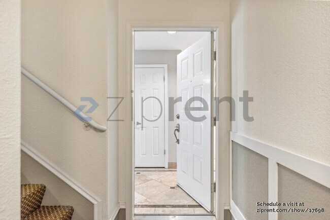 Building Photo - 445 Milan Dr