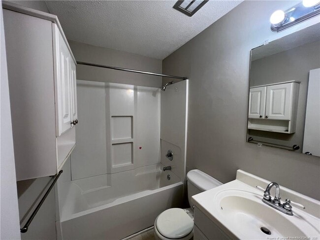 Building Photo - 718 Dandridge Dr