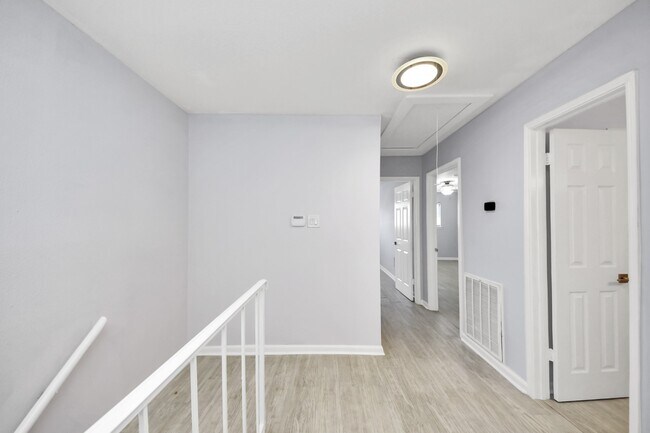 Building Photo - 14365 Lost Meadow Ln