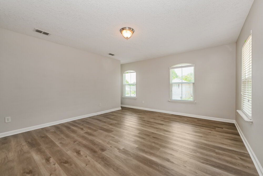 Building Photo - 497 Deercroft Ln