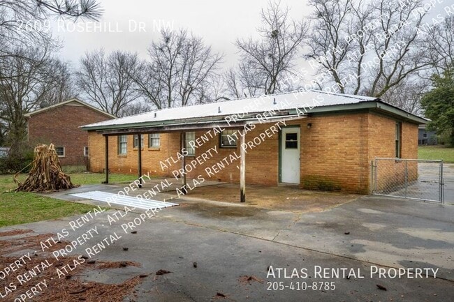 Building Photo - 2609 Rosehill Dr NW