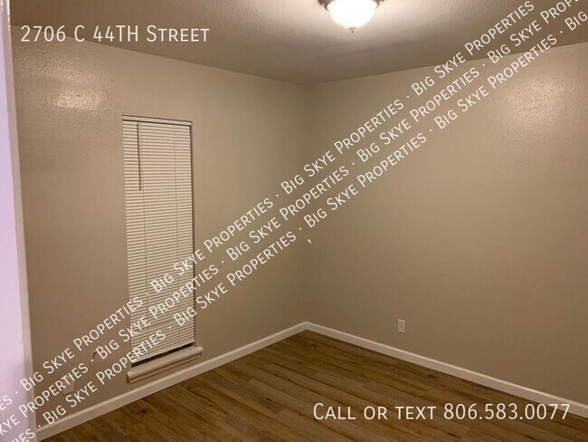 Building Photo - 2706 44th St