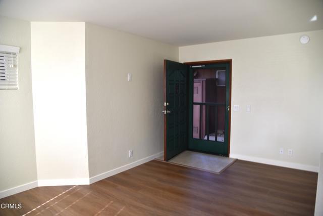 Building Photo - 1521 Vista Del Mar Dr