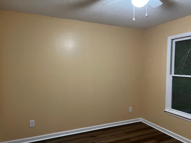 Building Photo - Lovely North Macon Home