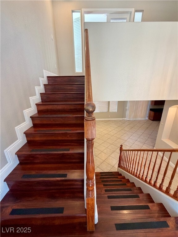 Building Photo - 2301 Summer Home St