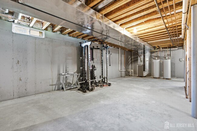 Building Photo - 33 Melbloum Ln