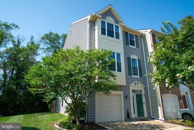 Building Photo - 955 Herons Run Ln