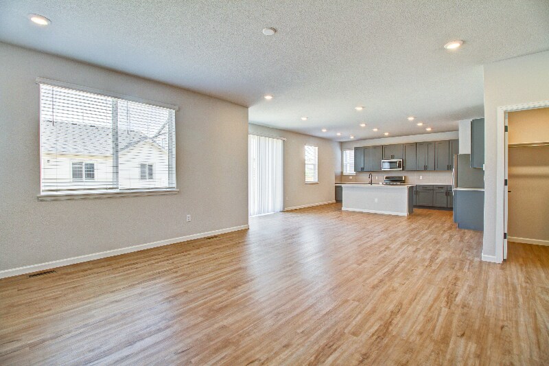 Building Photo - 1444 Brookfield Pl