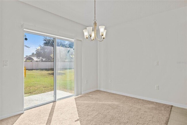 Building Photo - 817 Sheen Cir