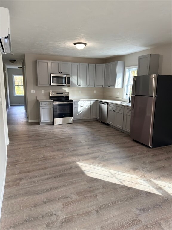 Building Photo - 50 Chapel St