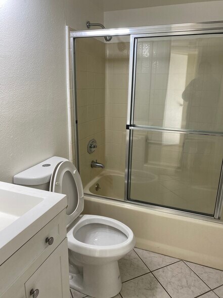 Building Photo - 7330 Eton Ave