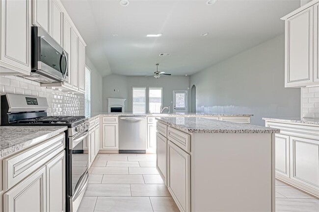 Building Photo - 3230 Voyager Ln