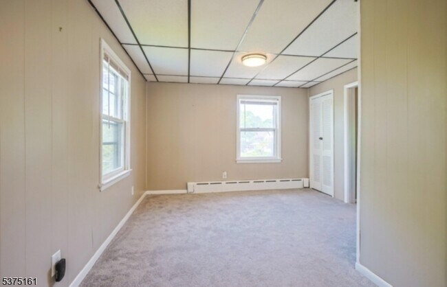 Building Photo - 106 Sadler Rd